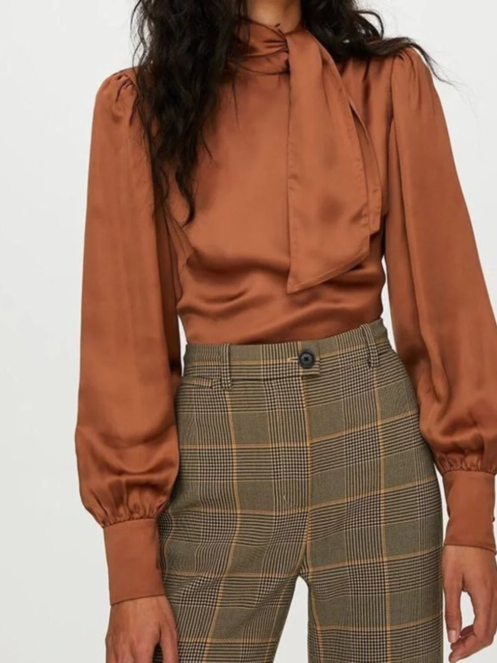Aritzia Wilfred Leigh Blouse High Shine Backless Satin Brown Copper Size XS - Picture 3 of 8